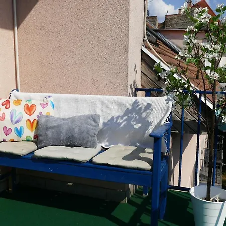 Gizella Terrace By Puskas דירה *