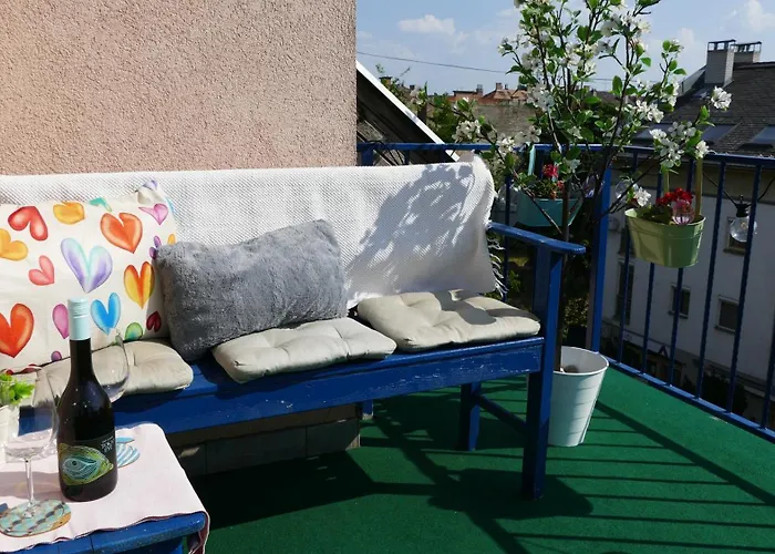 דירה Gizella Terrace By Puskas *